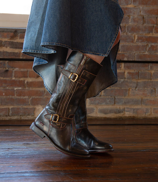 Gogo Lug Women’s Full-Grain Leather Engineer Boots