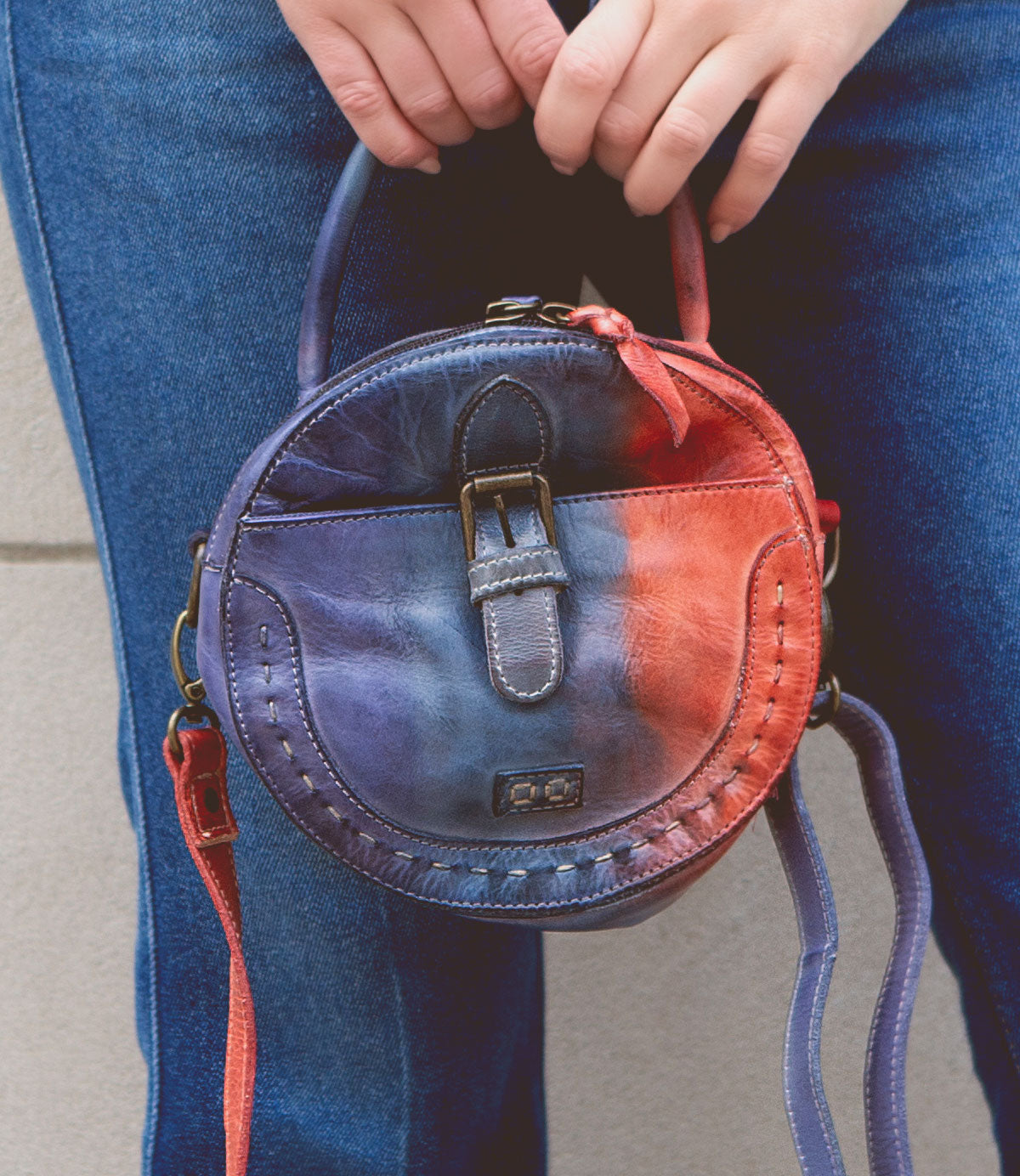 Arenfield Women's Full-Grain Leather Crossbody Bag