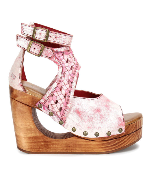 Magic Women’s Full-Grain Leather Wedge