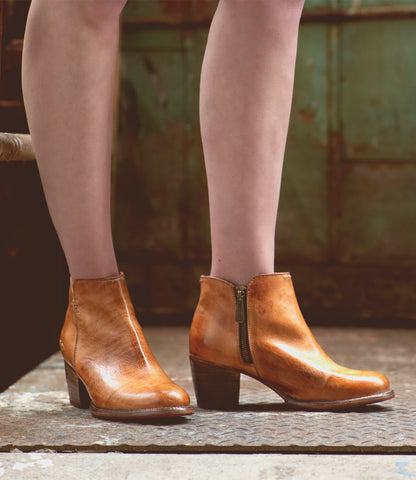 Yell Women’s Full-Grain Leather Ankle Boot