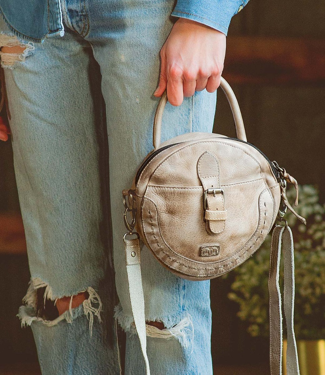 Arenfield Women's Full-Grain Leather Crossbody Bag