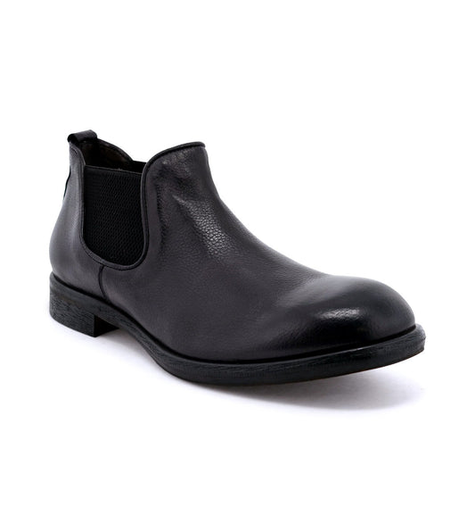 Leoni Men’s Full-Grain Leather Chelsea Shoe