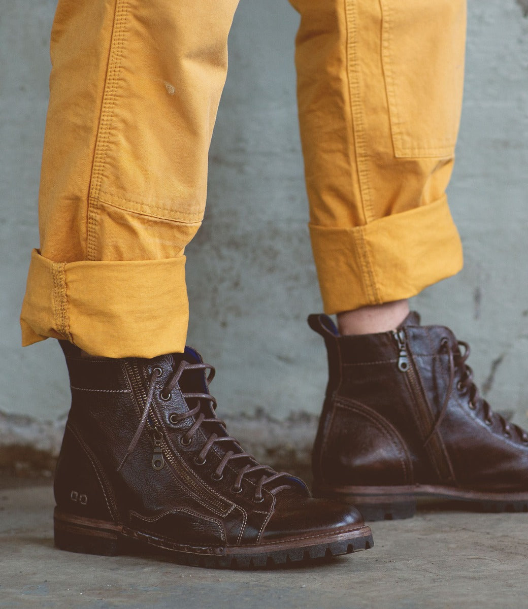 Old Bowen Trek Men’s Full-Grain Leather Combat Boot