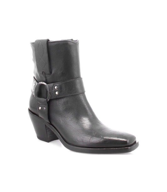 Vamoose Women’s Full-Grain Leather Harness Boot