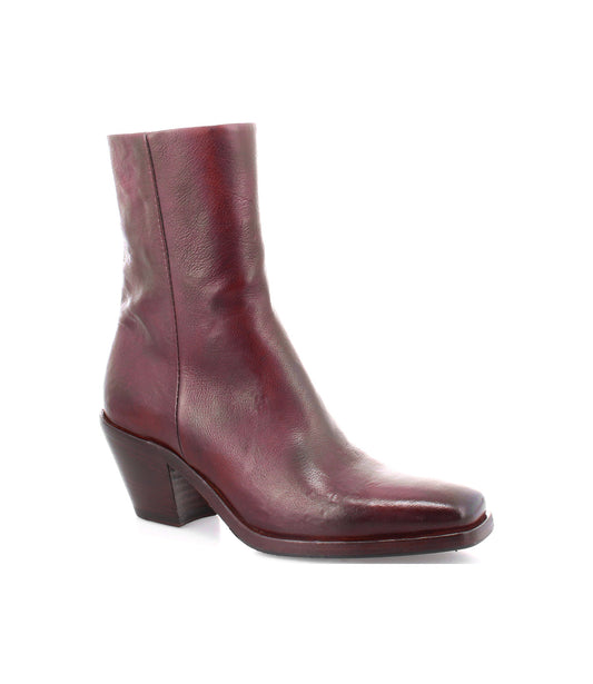 Vendue Women’s Full-Grain Leather Heeled Boot