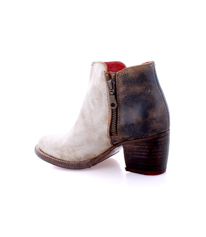 Yell Women’s Full-Grain Leather Ankle Boot